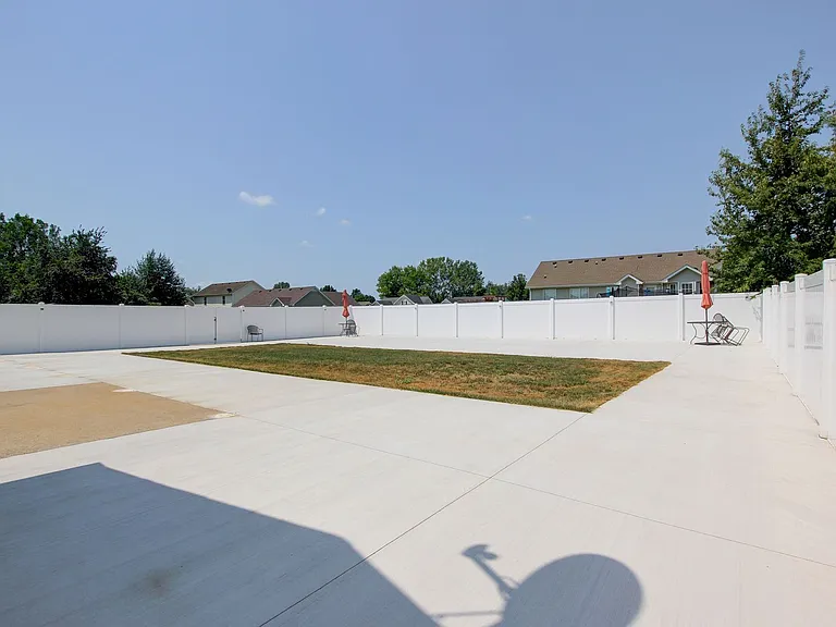 3660 S Naples Ct — Photo 20