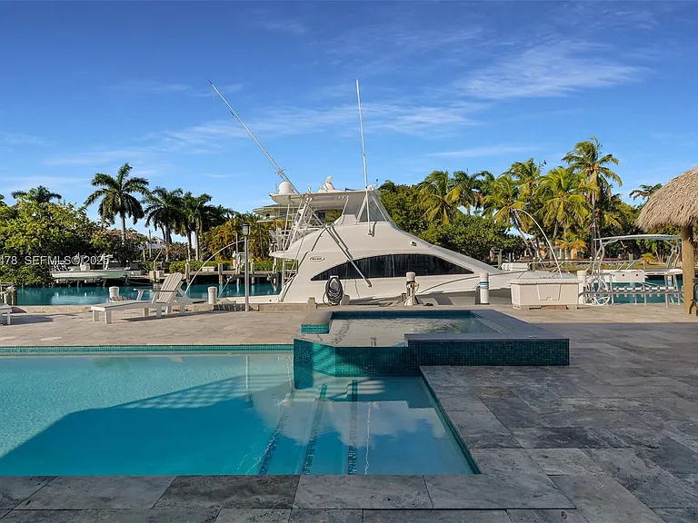 232 W Seaview Dr — Photo 9