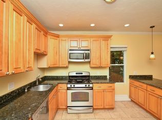 65 Hollander St, Dorchester, MA 02121