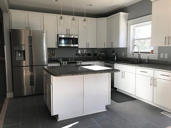 2nd image of 144 Orleans Cir