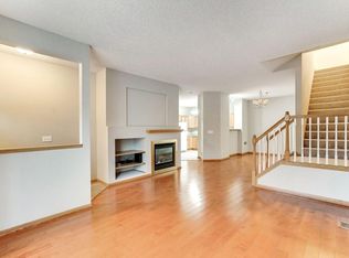 17215 49th Ave N UNIT B, Plymouth, MN 55446