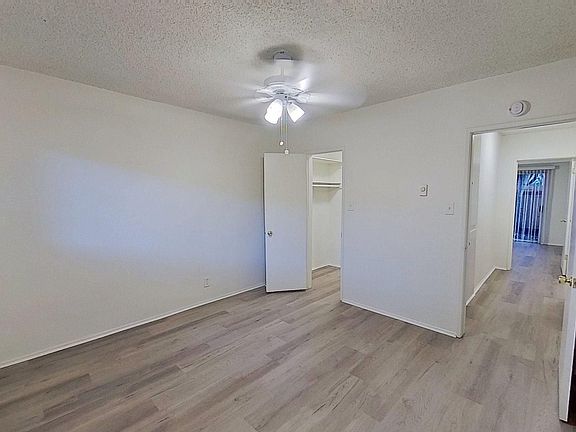 5th image of 1147 W Memory Ln APT 5A