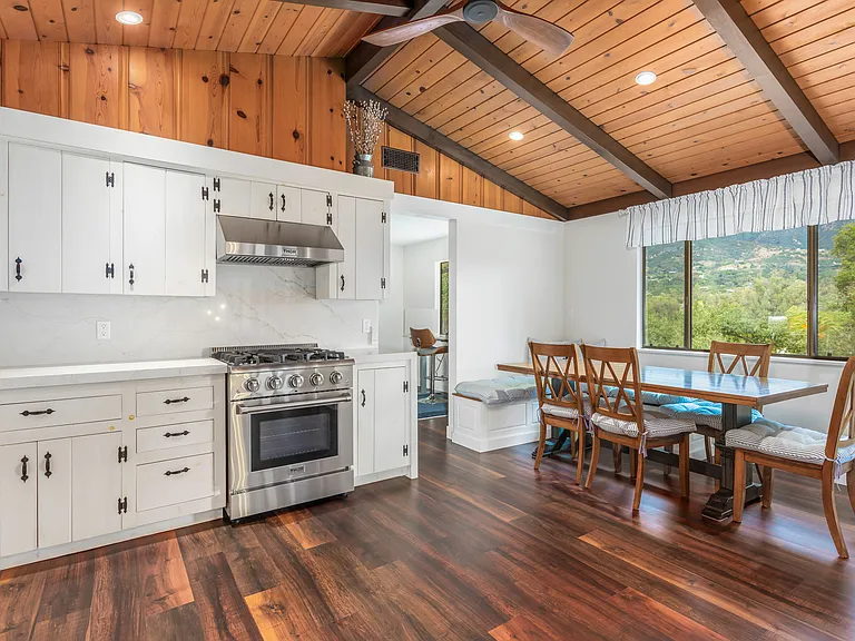 345 Sierra Vista Rd — Photo 13