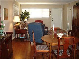4th image of 286 Leonora Dr