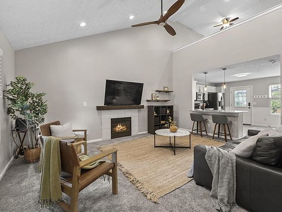 5th image of 6109 Treaty Ln #207