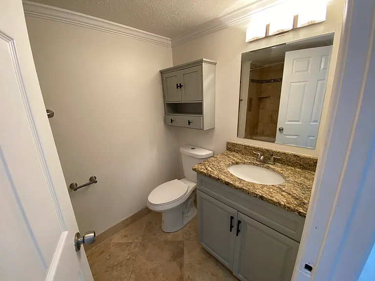 55 Oneonta Dr — Photo 10