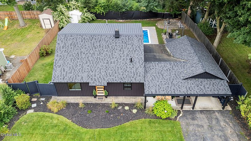 3rd image of 1048 Spry Lane