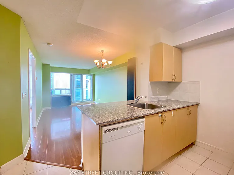 35 Bales Ave #1802 — Photo 9