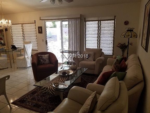 5th image of 2445 Desert Sands Dr