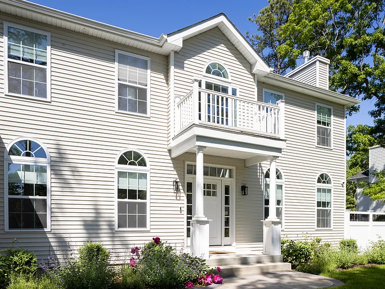 9 Greenway Ct — Photo 18