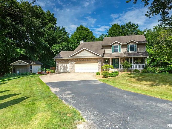 2nd image of 5 Deer Trail Ct