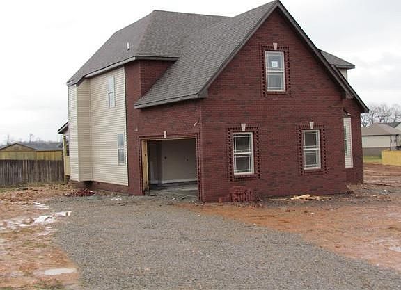 4th image of 231 Plantation Dr