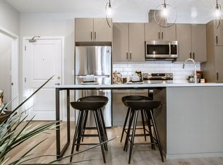 Crystallina Nera Area 2 bedroom available !, Edmonton, AB T5Z 0T6