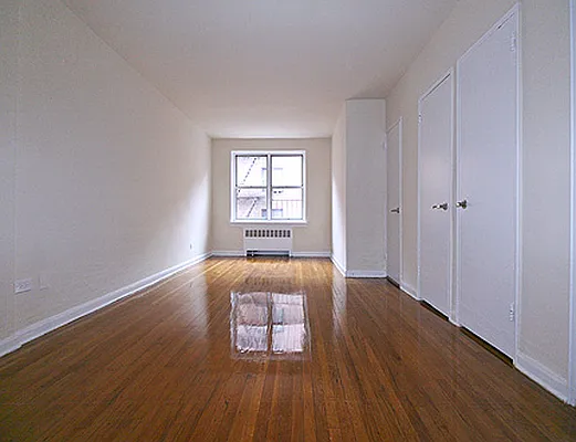 Rented by SW Queens Mezzanine | media 20