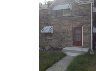 725 Irvington Pl, Chester, PA 19013