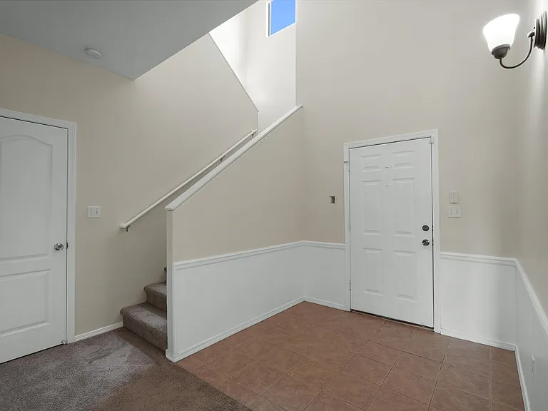 9319 Battle Creek St NW — Photo 4