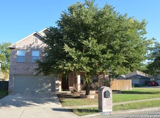 11000 Forest Pass Ct, Live Oak, TX 78233