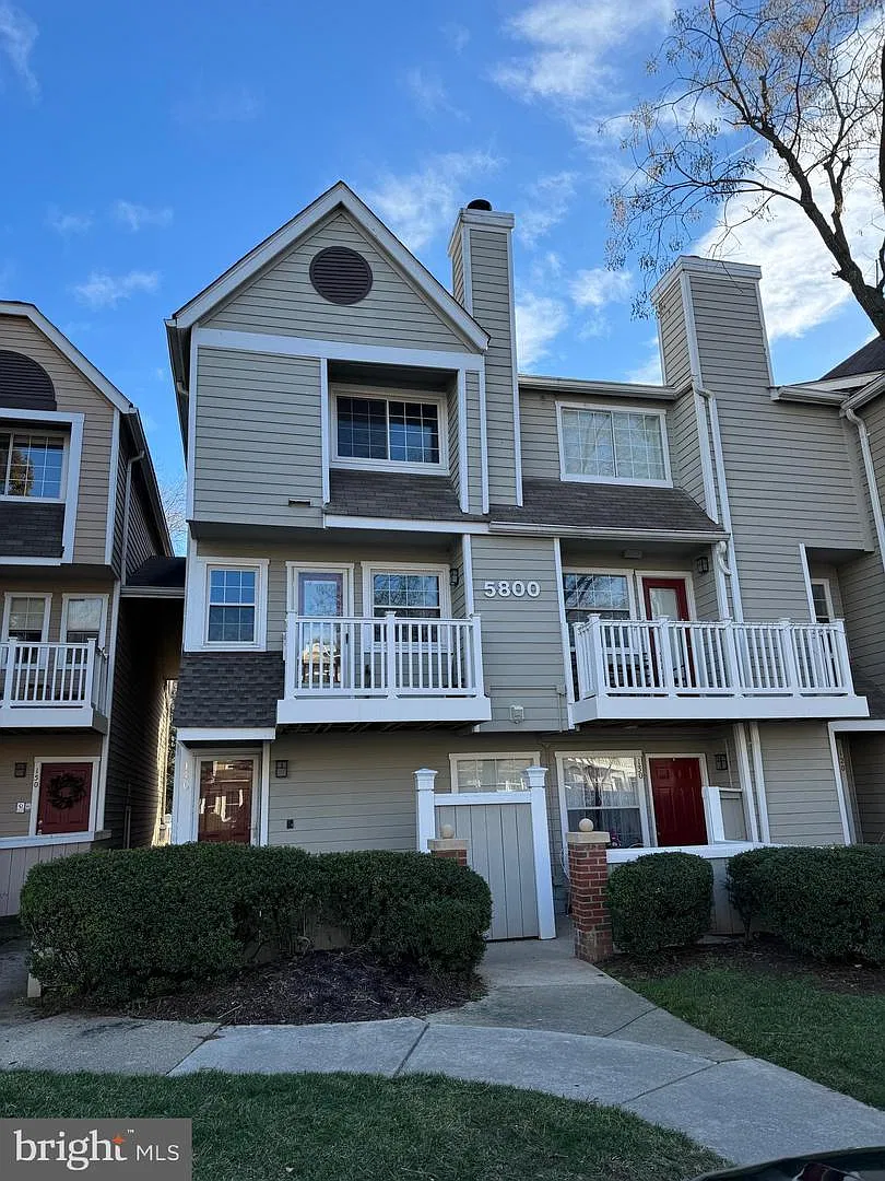5800 Inman Park Cir — Photo 1