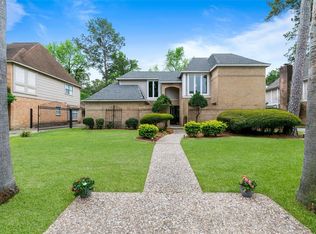 6703 Gentle Bend Dr, Houston, TX 77069