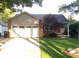 595 Utah Rd, Rochester Hills, MI 48307