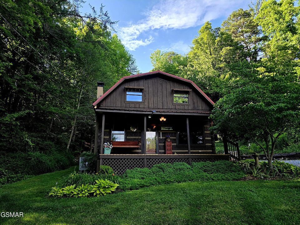 1st image of 2824 Mary Ridge Farm Rd