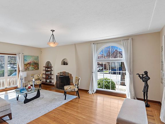 5th image of 900 Lee Ave