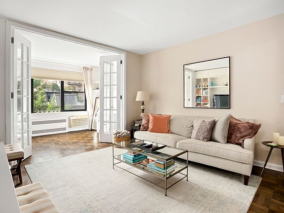 3rd image of 49 W 12th St APT 5E