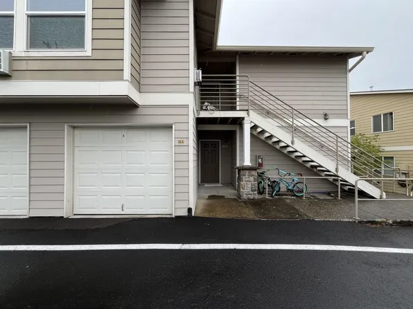 15060 NW Central Dr APT 1104, Portland, OR 97229