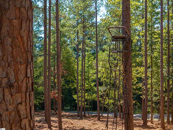 3rd image of 4 Oak Hill Rd Tract 4