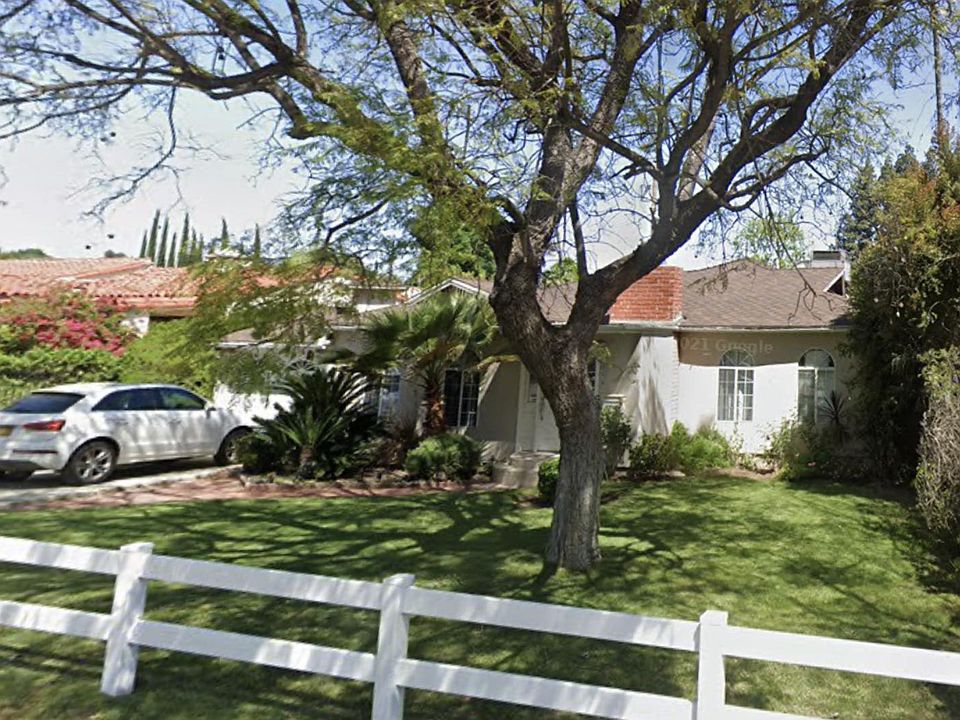 1st image of 3739 Lankershim Blvd