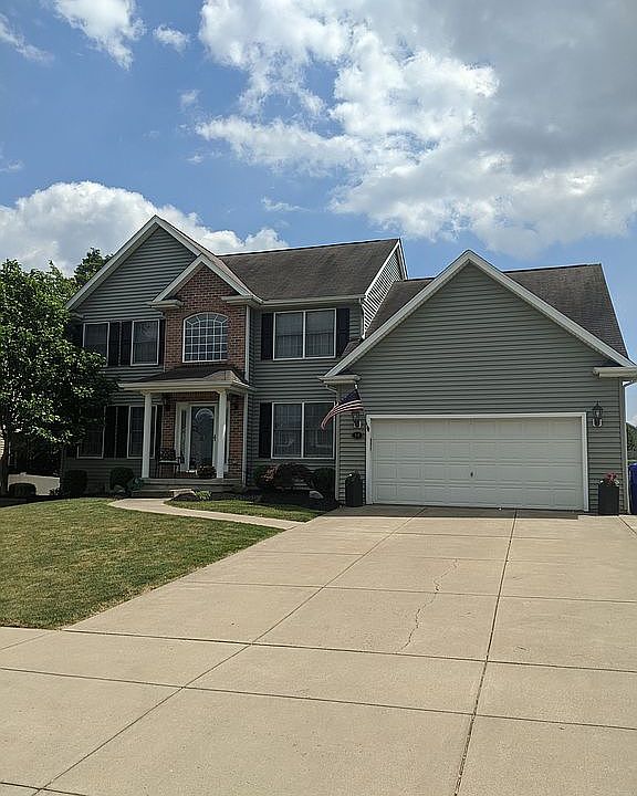 1st image of 14 Taylor Dr