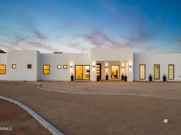 5290 W Adobe Dam Drive, San Tan Valley, AZ 85144