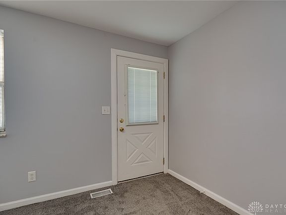 5th image of 7712 Redbank Ln