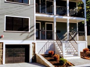 26-28 Chilcott Pl #3A, Jamaica Plain, MA 02130