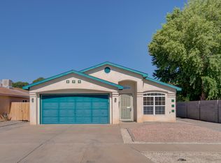 899 Calle Don Nicolas NE, Los Lunas, NM 87031