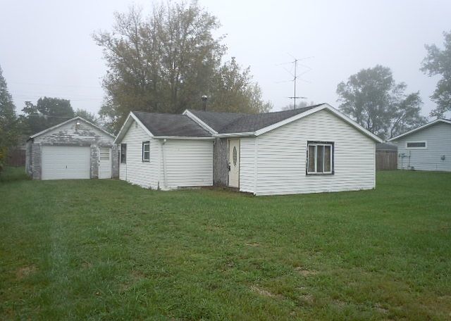 1st image of 521 N Bennett St