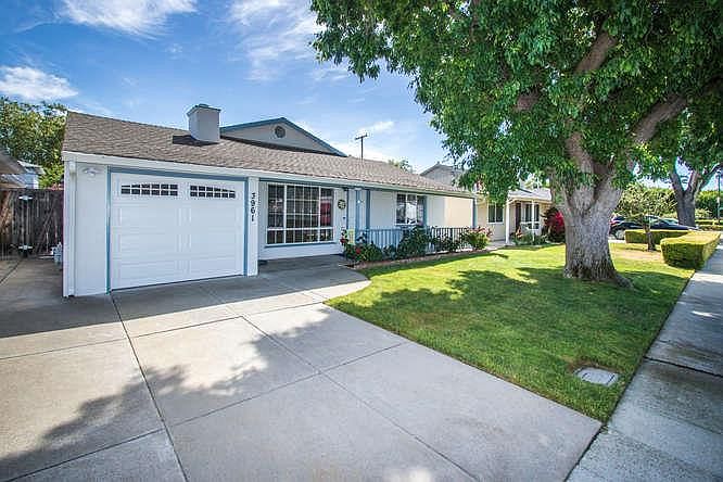1st image of 3961 Pasadena Dr
