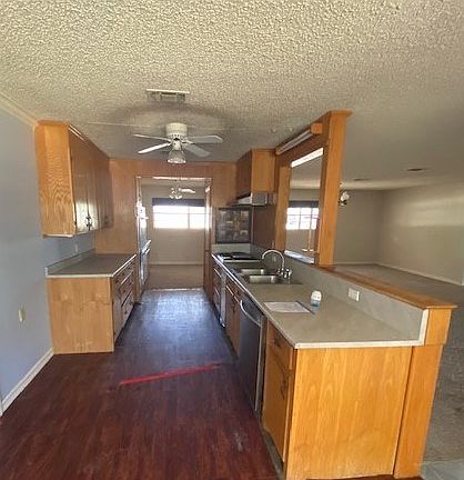 5th image of 8530 Marigold Ave