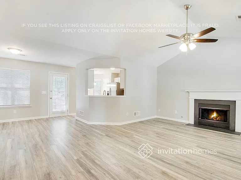 1753 Woodvine Ct NW — Photo 2