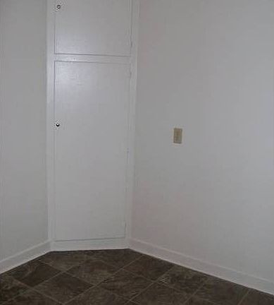 Kitchen Eating Area