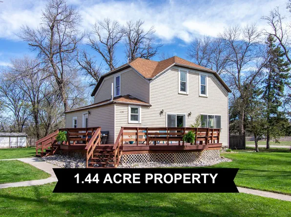 228 1st St NW, Kent, MN 56553