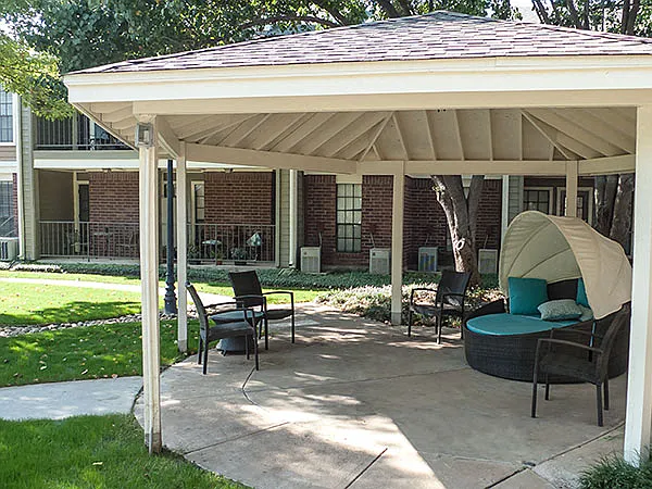 The Arbors on Forest Ridge Apartments — Photo 40