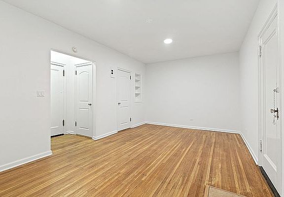 4th image of 225 W 23rd St APT 2K