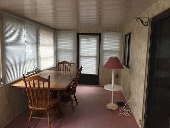 4th image of 173 Lakeview Dr