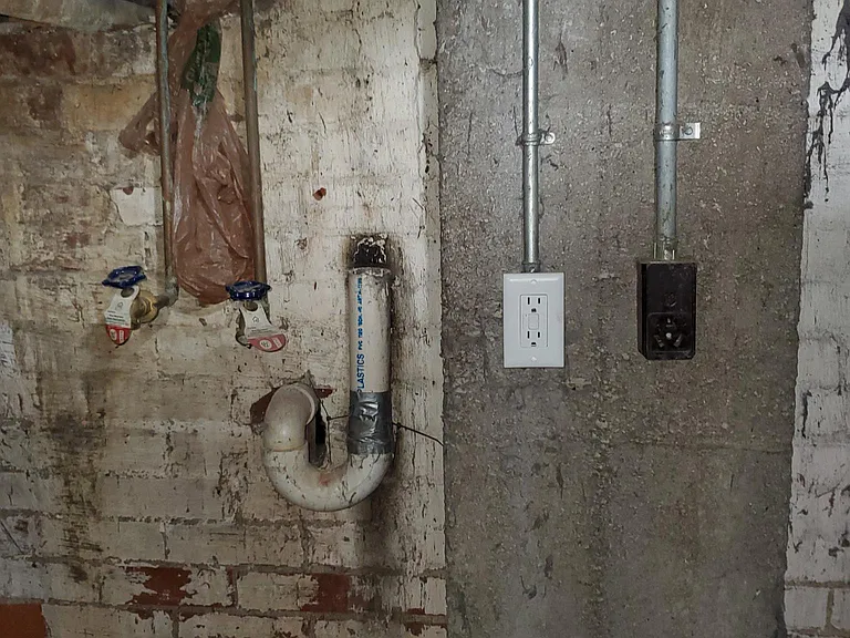1201 Shuler Ave #1 — Photo 7