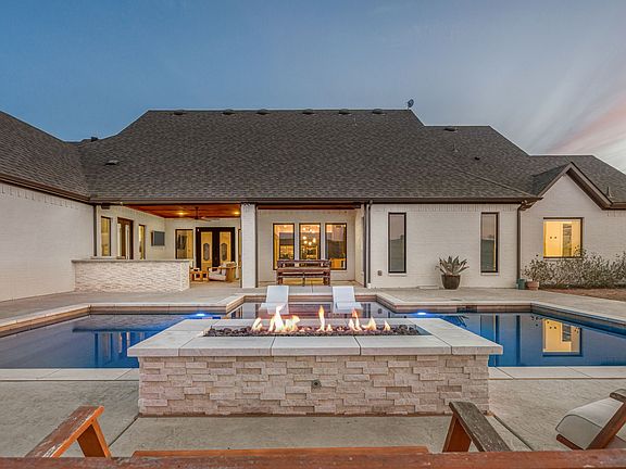 2nd image of 132 Aledo Ridge Rd