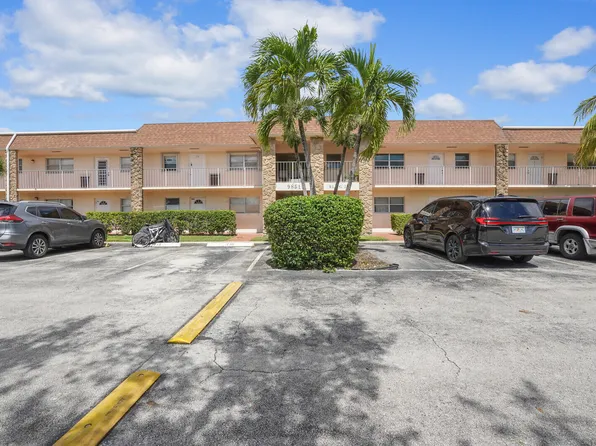 9851 Sandalfoot Boulevard #207, Boca Raton, FL 33428