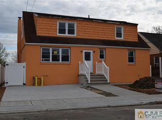 90 Holly St #2, Port Reading, NJ 07064