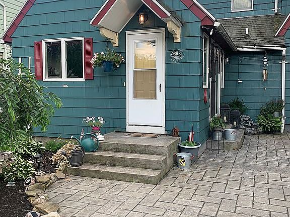 2nd image of 73 North St