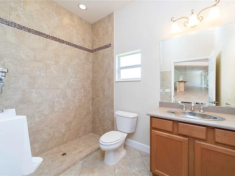 10 Blyth Pl — Photo 45